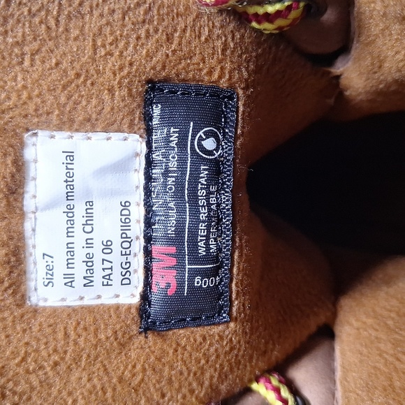 Woman's size 7 duck boots Field & Stream, great shape - Picture 4 of 5